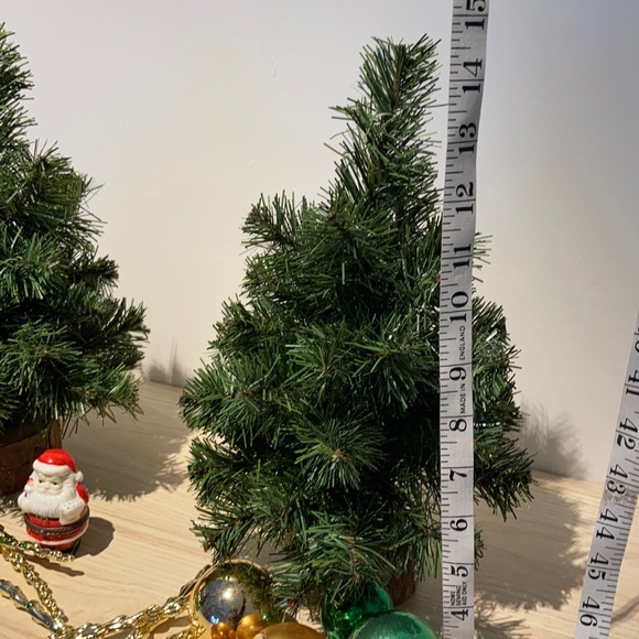 Christmas trees duo with wood base NWT - Picture 3 of 10